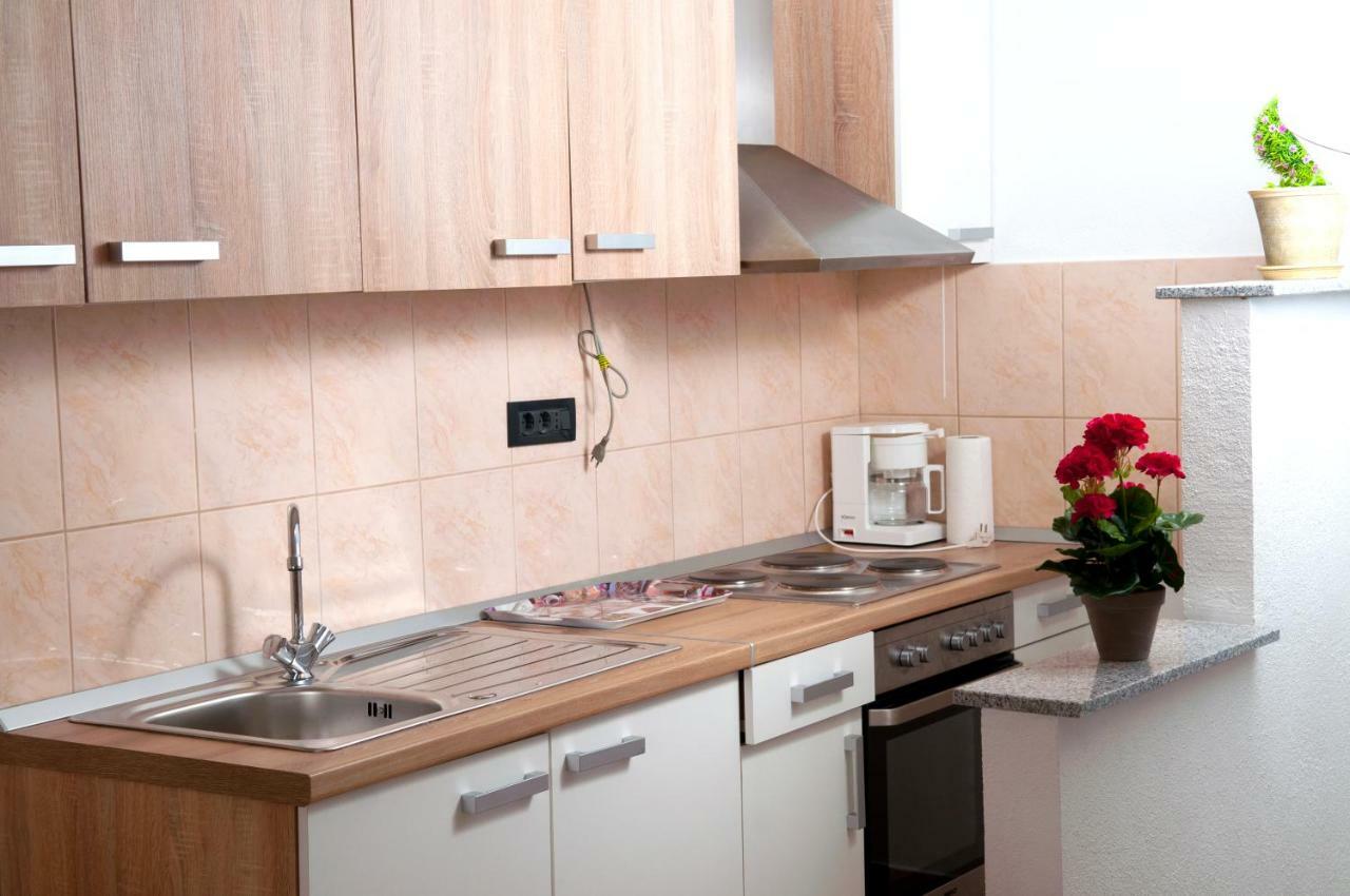 Apartment Kraljevic Blato na Cetini Eksteriør billede